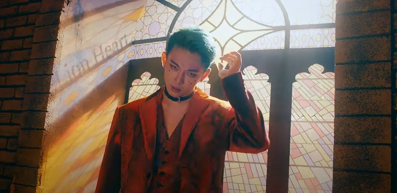 SuUpasana's tweet photo. Is Seoho talking about Lion heart ??? Becoz it's showing here in this Two members teaser so maybe?? @official_ONEUS #ONEUS #ONEUS_DEVIL #ONEUSISCOMING #RAVN #LEEDO #XION #HWANWOONG #KEONHEE #SEOHO #ToMoon #DEVIL https://t.co/ylYmcuZESe