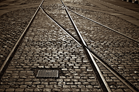 FieldSquared's tweet photo. In @FTOnline, our VP of Technology cautions preparing for the coming change across the #fieldservice industry. Read what this "convergence" means: https://t.co/nwcMrZnbxi 
#fieldservicemanagement https://t.co/vW0ZnY1DbX