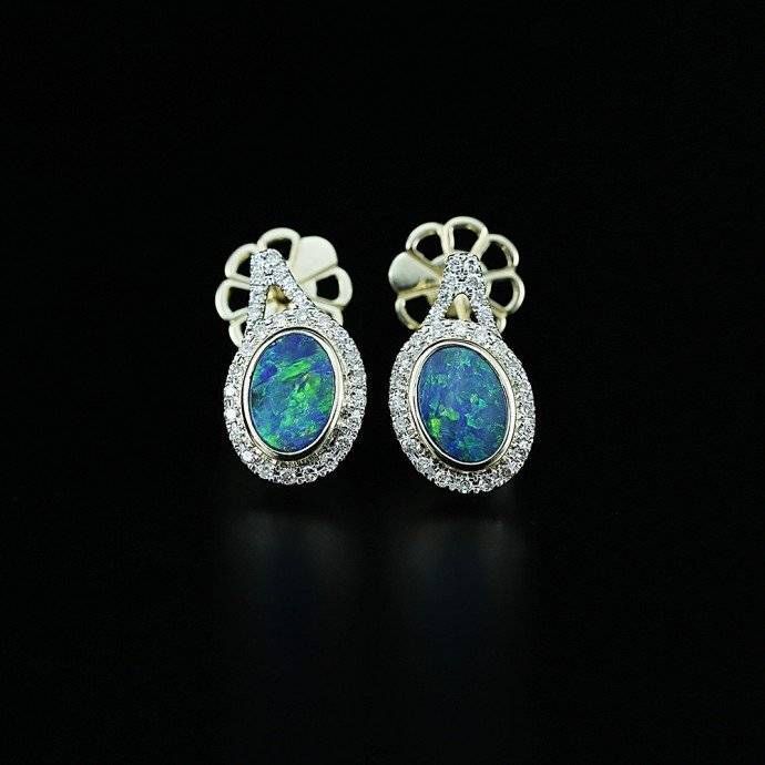 AndersonBeattie's tweet photo. Complete your collection by availing of these exceptional Opal &amp; Diamond Earrings in 14K Gold 1.28ct. Intricately designed jewelry by #AndersonBeattie. What do you think? 💖🤩 #opal #jewelry https://t.co/uvJy1CNAQf https://t.co/Tv36mTaLLS