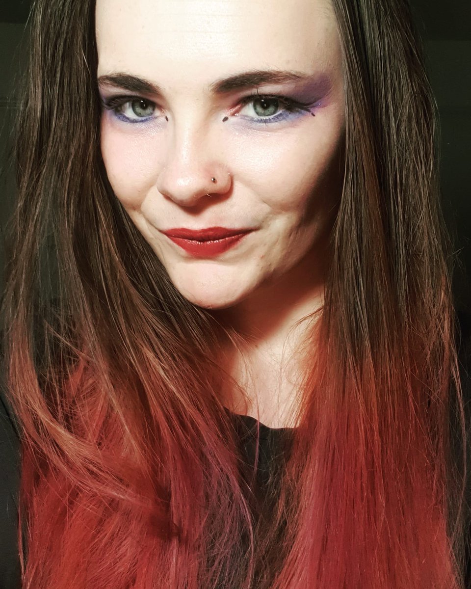 Live right now with some #hollowknight ! Let's do this 👊

m.twitch.tv/elf_ears/profi…

#twitch #twitchgamer #twitchaffiliate #twitchgirl #twitchstreamer #SmallStreamersConnect #smallstreamer #PS5