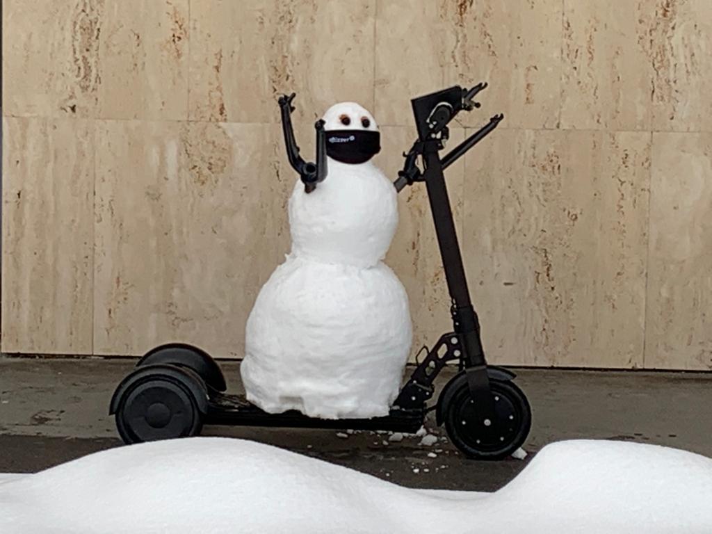 Wir sind weiterhin für Euch da!

Vom 18.1 bis am 28. Februar können wir Euch trotz Lockdown folgendes anbieten:

-  „Click and Collect“ über unseren Online Shop
- Probefahrten in unseren Showrooms
- Reparaturen und Services

Wie freuen uns über Euren Besuch!