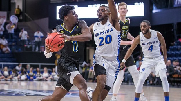 BlueHensRadio's tweet photo. Start your Holiday Weekend off with some #BlueHens hoops!

🏀: @DelawareMBB vs. @HofstraMBB 
📍: Newark, Del.
🏟️: Bob Carpenter Center
🕧: 12:30pm Pre-Game
🕐: 1:02pm Tip-Off
🎙️: Scott Klatzkin &amp; Bill Harman
📻: @947WDSD 
📱: https://t.co/j4MS0n9DVR
🖥️: @FloHoops https://t.co/1bYvsZgEQn
