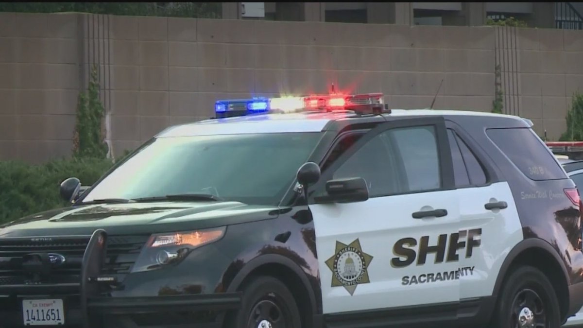 CBSSacramento's tweet photo. Sacramento Sheriff Scott Jones Says Some Local Deputies Attended D.C. Trump Rally https://t.co/HeRtlCCint https://t.co/cRGL92Heup