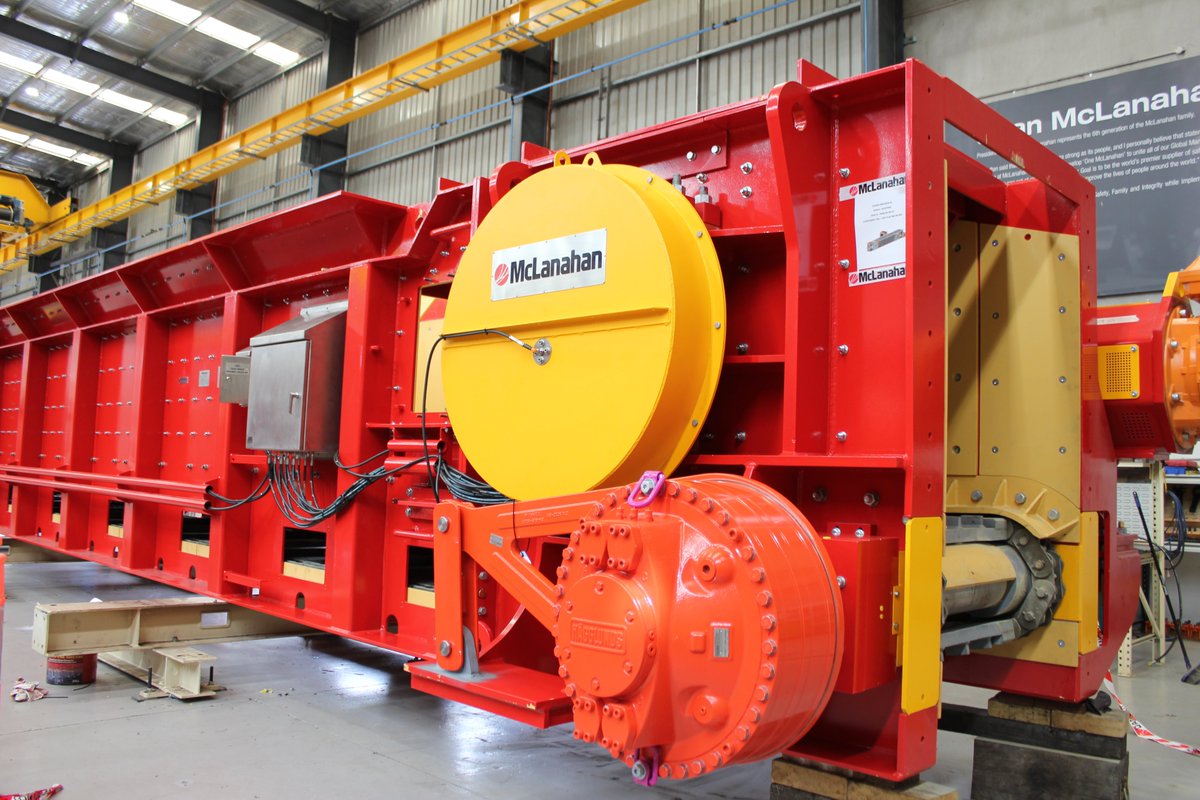 im_mining's tweet photo. This year @McLanahanCorp is delivering two large #FeederBreakers &amp; a Reclaim Feeder Breaker to Indonesian energy group &amp; coal miner @BukitAsamPTBA which are all equipped with customised &amp; high reliability @HagglundsDrives from @BoschRexroth https://t.co/nFLeKVs7o2 #hydraulicdrive https://t.co/L1pI6m3rl4