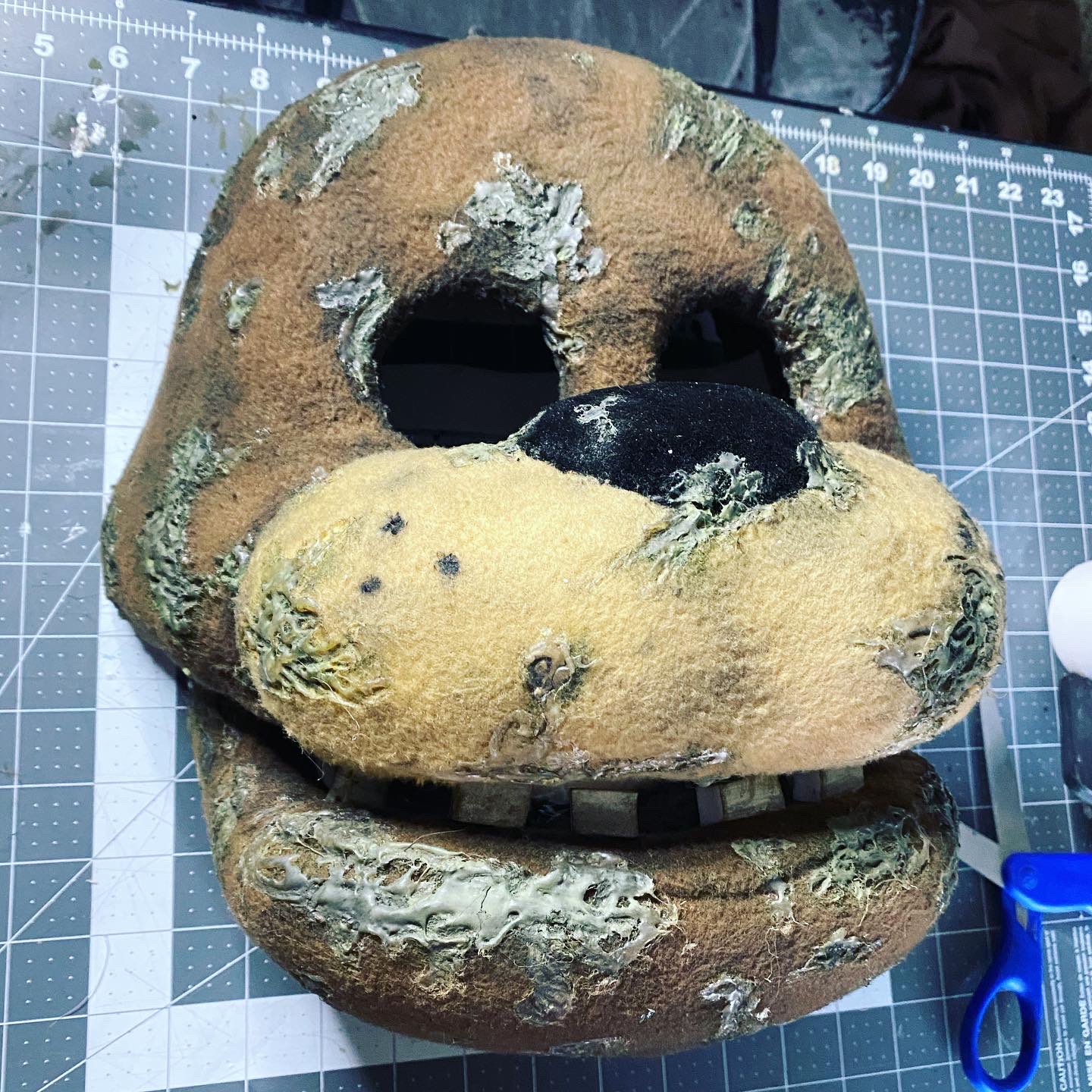 3D printed Withered Freddy Mask (FNAF / Five Nights At Freddy's