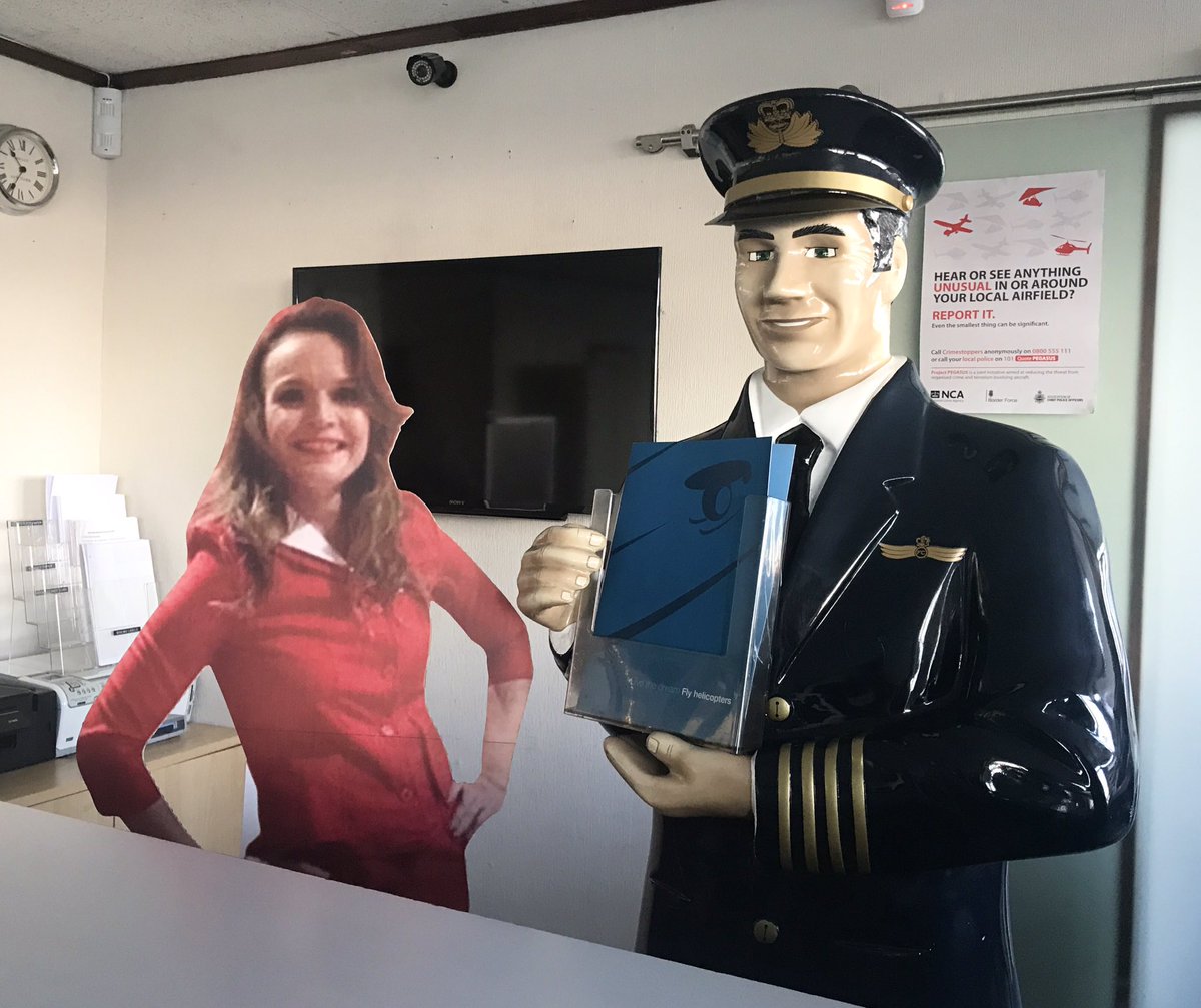 FlyingPigHelis's tweet image. CAPTION THIS! 

Pilot Paul back in the flying school after his leading role in a living advent calendar. Looks like he’s brought his co-star (crew) with him for the lonely lockdown evenings 🤣 

#fridayfeeling #pilotfun #lockdown #staysafe #flyingschool #captionthis #fridayfun