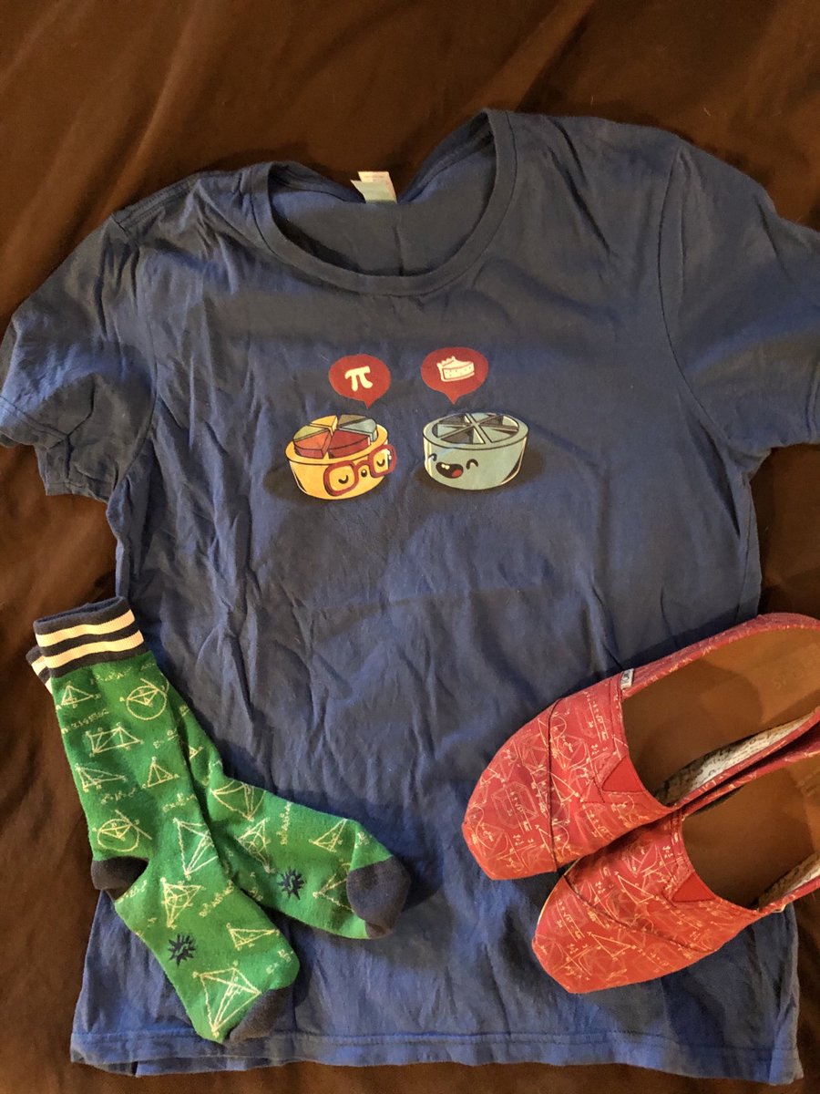 BayleyKP's tweet photo. ⁦@WeAreOneRPA⁩ staff and parents will likely get this more than the students, but it’s still one of my favorites! Happy #FridayMathShirt everyone! Enjoy the 3day weekend :) https://t.co/JCYUMU38C9