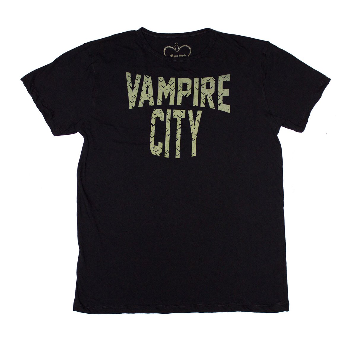 AgentRoyale's tweet photo. See it, Love it, Order it online⚡️. @DisVicious1 @AgentRoyale #tommyhenriksen #hollywoodvampires #alicecooper #johnnydepp #torontodesigner #toronto #nyc #shoplocaltoronto #cbgb #designer #rockfashion #johnnydeppfans #thinkoutsidethebigbox #tshirt @blogto #agentroyale #Canadians https://t.co/dRdp9fps6f