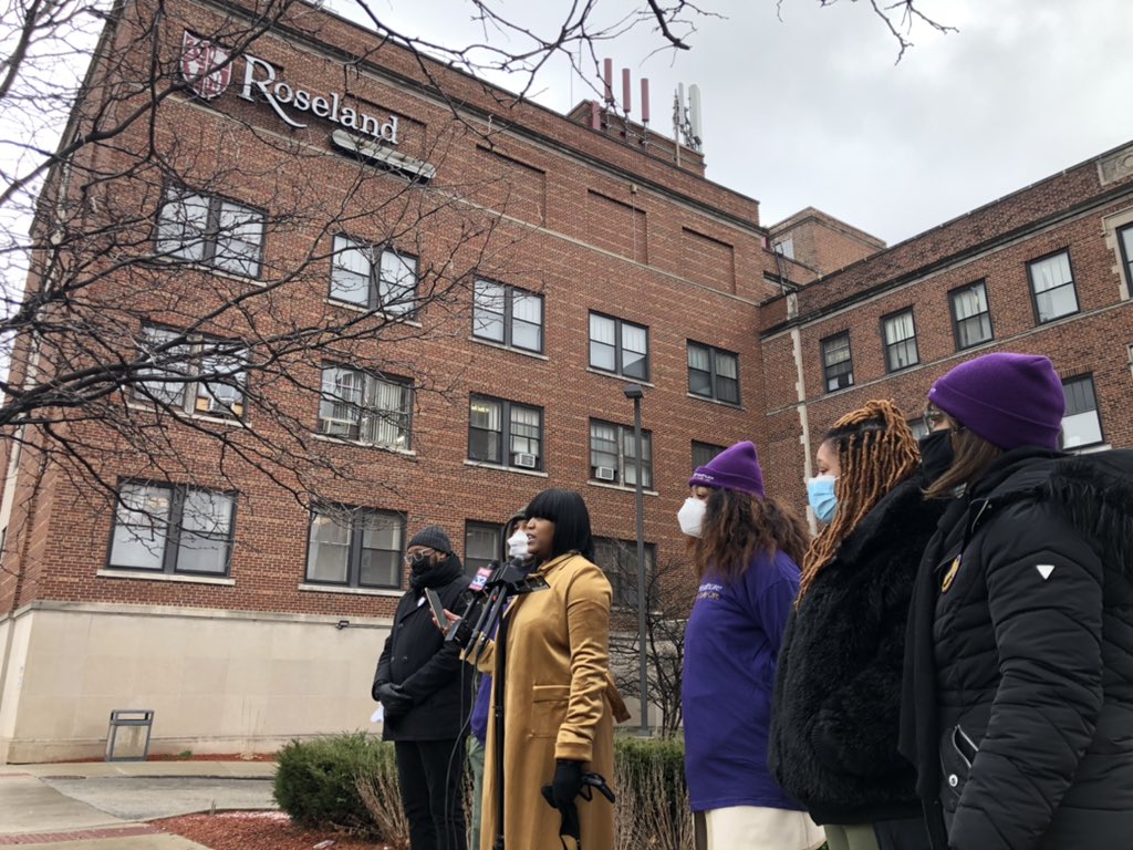 SEIUhciimk's tweet photo. Protesting the planned closure of the mental health unit for adolescents at Roseland Hospital. #BlackLivesMatter  #twill https://t.co/8ydwW5bidE