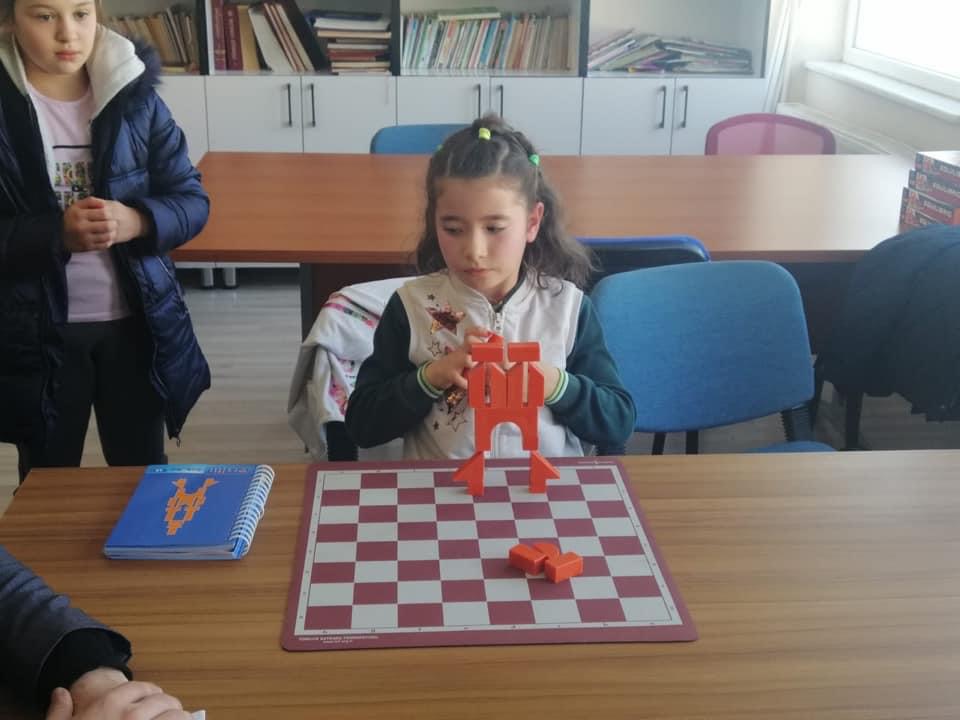 AtaturkManisa's tweet photo. Akıl ve Zeka Oyunlarını her zaman destekledik.
#EğitimdeKöprübaşı
@KoprubasMem
@mdikici45
@il_mem_45
@tcmeb
@ziyaselcuk
@AtaturkManisa https://t.co/IBOzox158S