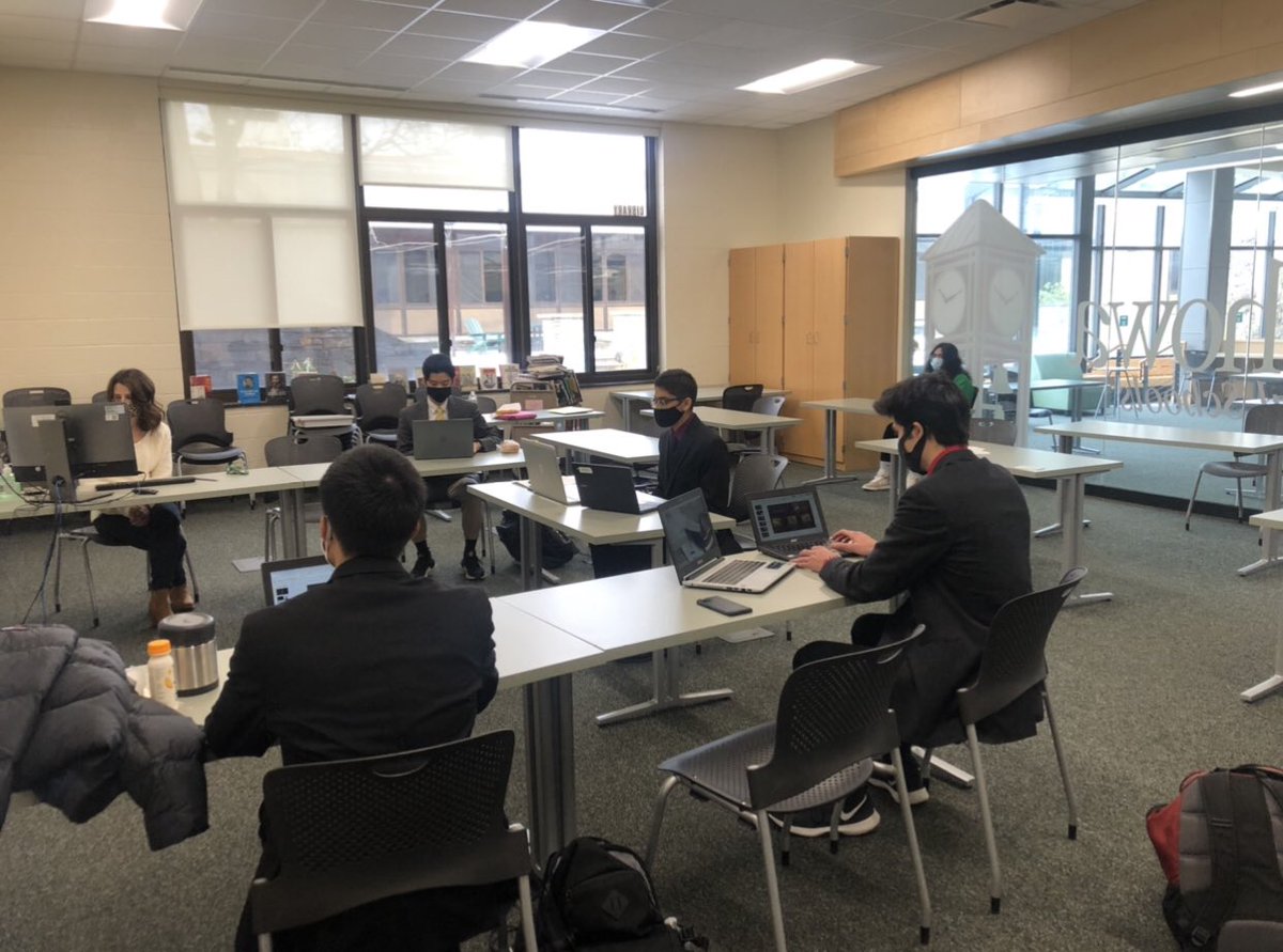 Agostinoni_Ron's tweet photo. Capital District Sales Team Competition for 32 Shen @ShenFBLA students today!
Thank you to @CollegeofStRose for partnering with our Capital Region schools. #ShenHS https://t.co/eG1a3UhPRD