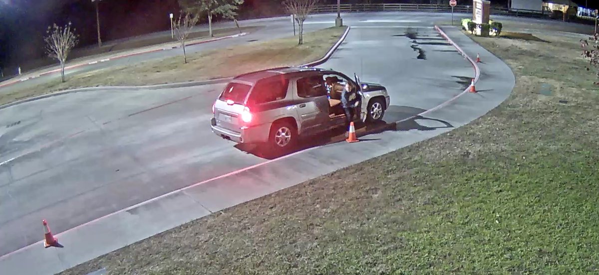 CPHSPrincipal25's tweet photo. Please help identify the person stealing cones outside of Irons Jr. around 8:45 on 1/15. If you have any information please contact us at contactirons@conroeisd.net https://t.co/QgUbnt2Z5g