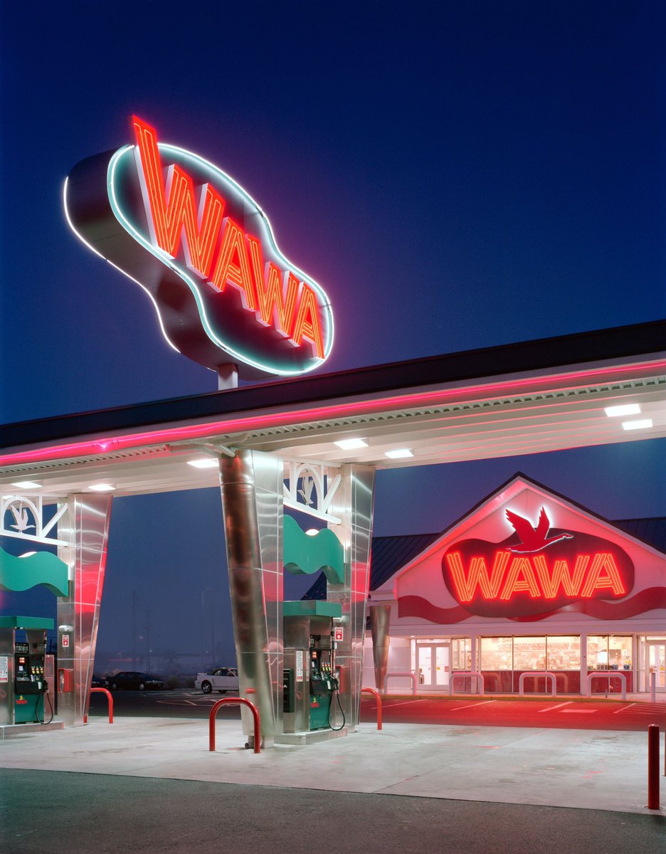 roun_sa_ville's tweet photo. my mind palace is the wildwood wawa https://t.co/FuATZ7cB1S