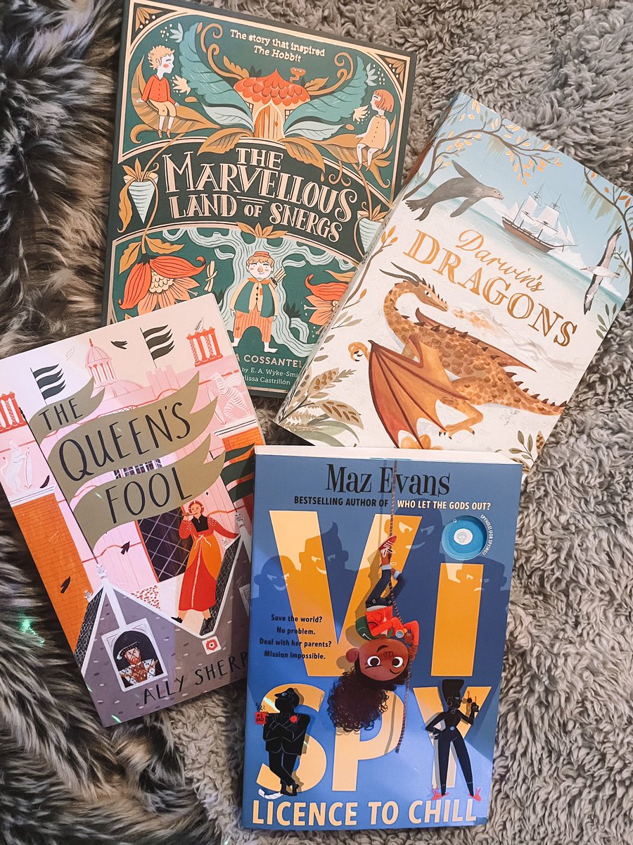 Giveaway 💫

Win one of these four books! Just RT and like by 8pm Sunday.