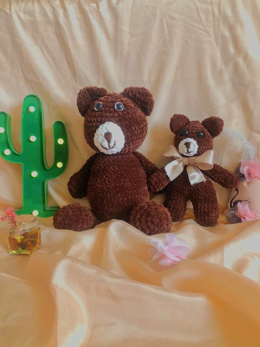 KAYDIRMALI🧡 
Herkese Sevimli Ayıcık Ailesinden Selamlar 🐻
🐣Boy: 22cm 🐥Boy: 40cm 
🧶Örgü İpi: #himalayadolphinbaby 
🛍Teslim Süresi: 7 Gün
💸Ödeme: Havale/EFT 
😊Kargo: Ücretsiz 
🤩İsteğe göre renk ve model seçebilirsiniz
💌Özel fiyatlarımız için mesaj atabilirsiniz