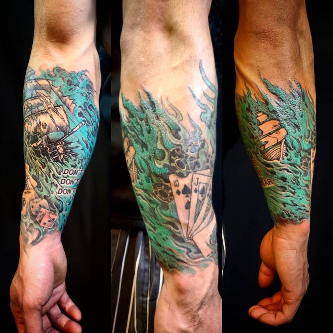 A List Of Tweets Where 刺青師 彫季代 Horikiyo Was Sent As 刺青 1 Whotwi Graphical Twitter Analysis