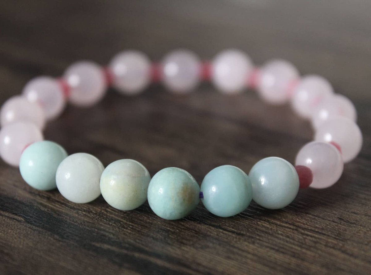 reverbcrystals's tweet image. Valentines Day is fast approaching. It is the perfect time to give someone the gift of love energy. Positive, passion building crystals arranged into this beautifully hand designed bracelet. 

Get yours today!
Link in bio.

#crystalshopping #crystalshop #meditation #crystals