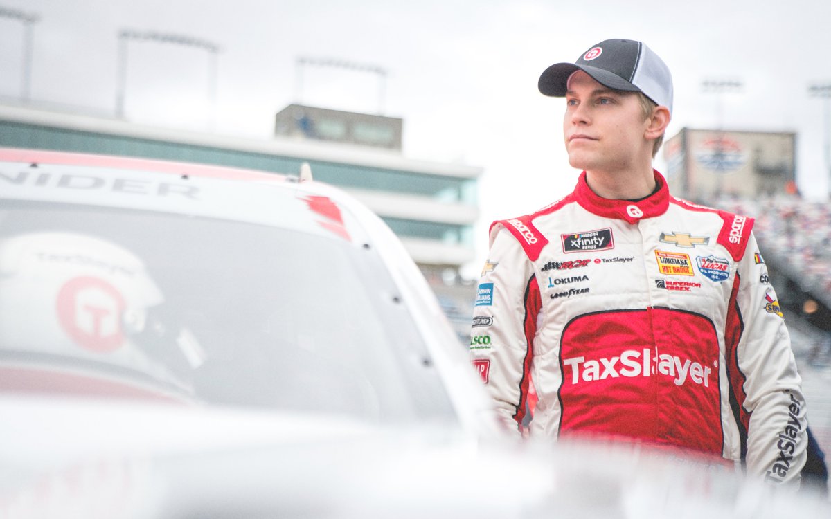 It's #NationalHatDay y'all 🧢

Which RCR hats do you proudly own?