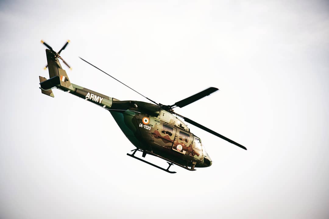 TheGhostRider31's tweet photo. Strike Fast. Strike Sure. Witnessed an impressive demonstration of the capabilities of the Indian Army sometime back. Here's saluting the spirit of the Men and Women in Olive Green. #IndianArmyDay #IndianArmy #ArmyAviation #StrikeFast #StrikeSure https://t.co/CNbTQBhCO9