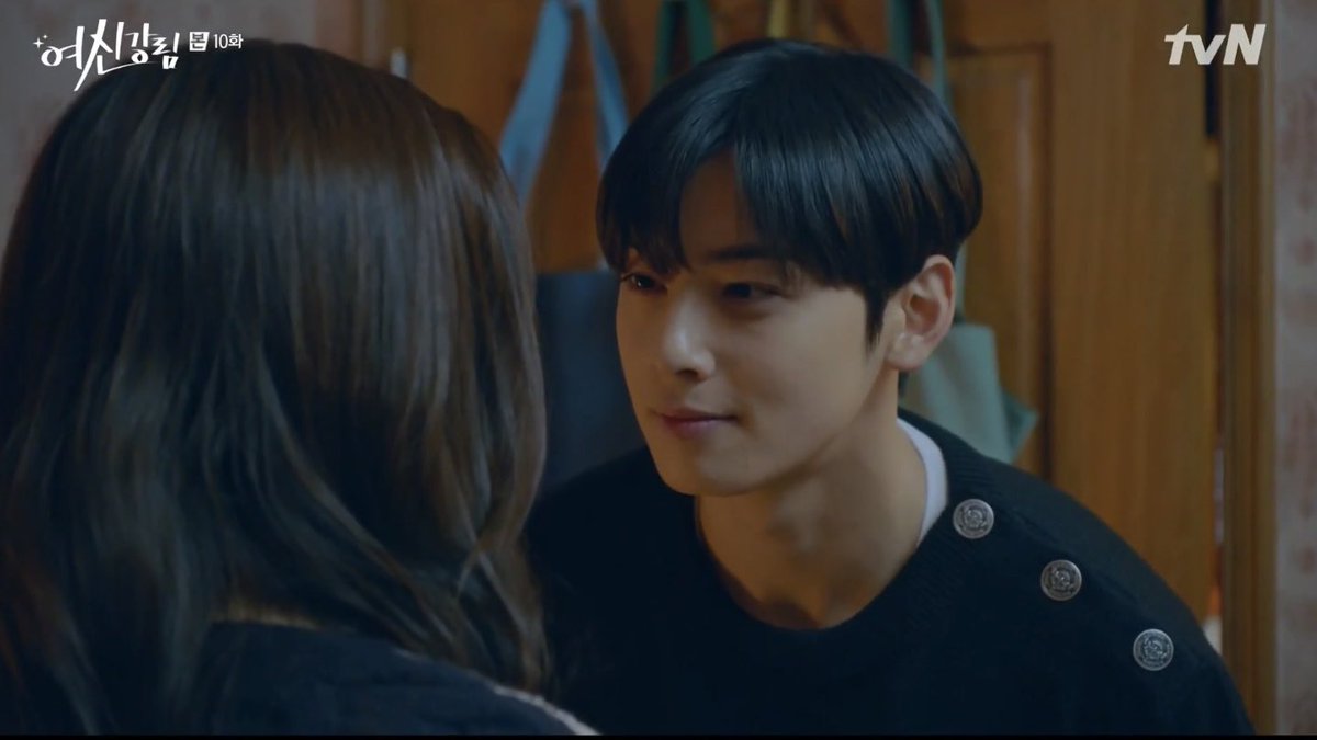 dramachingggu's tweet photo. The key of relationship is trust. You know your boyfriend love you when you lied to him , but he didnt get angry at you because he trusted you ❤️❤️❤️ 
Suho is such gentle boyfriend
#TrueBeautyEp10 #TrueBeauty https://t.co/kFsO644elX