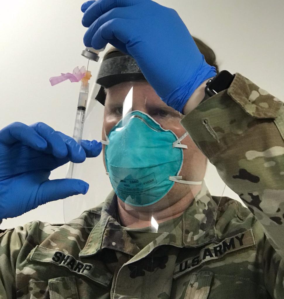 @CalGuard Soldiers & Airmen currently on duty as part of the national activation of the National Guard in support of #COVID19 missions have been receiving the #Covidvaccine, stepping up to stop the pandemic. 💪 #OperationWarpSpeed | #LeadFromTheFront