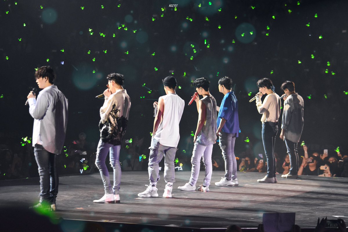 _lostinthedream's tweet photo. In questi sette anni mi avete riempito di gioia, di felicità, di forza e mi avete resa orgogliosa come nessuno mai 💖 custodirò tutti i ricordi aspettando il momento in cui Got7 e Ahgases, tutti insieme, torneranno ad unirsi 💚🐣

#7YearsWithGOT7
#갓세븐포에버_아가새는어디안가 https://t.co/ObYVeGAkyp
