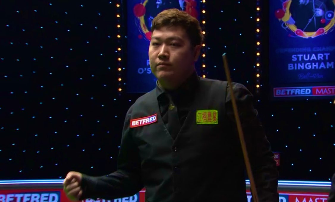 Livesnooker's tweet photo. 𝗬𝗔𝗡 𝗜𝗦 𝗧𝗛𝗘 𝗠𝗔𝗡 🇨🇳

Yan Bingtao is through to the Semi-Finals in his debut Masters campaign after producing a tournament high break of 141 in the deciding frame to edge out Stephen Maguire 6-5! 👏🏻 #MastersSnooker https://t.co/8QLnIiIrwj