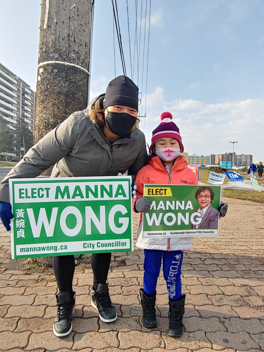 Polls are open in #Ward22 until 8pm today! Make sure you bring a piece of identification with your name and address. Check the full list of acceptable ID and find out where you vote at mannawong.ca/vote #TOpoli