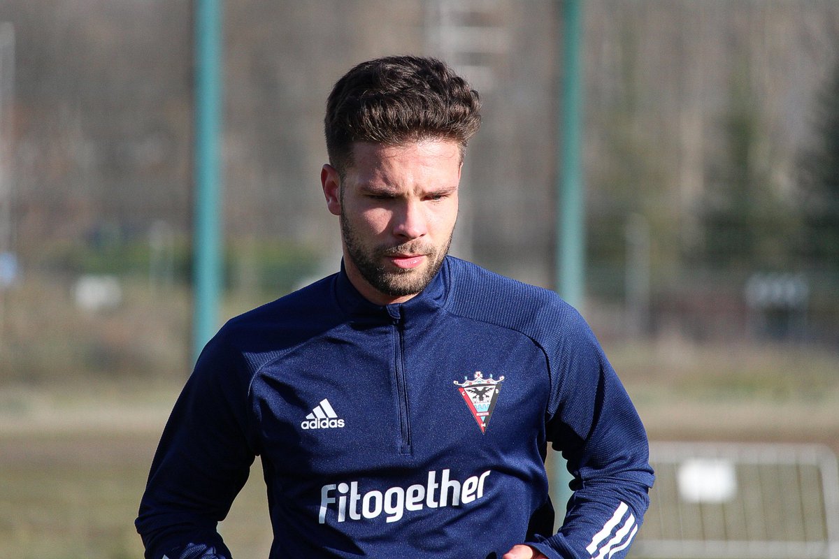 FÚTBOL BASE | #TerceraDivisión 

✅💯 <a href="/marioespinar3/">Mario Espinar Lerida</a> ya está 𝗿𝗲𝗰𝘂𝗽𝗲𝗿𝗮𝗱𝗼 y 𝗱𝗶𝘀𝗽𝗼𝗻𝗶𝗯𝗹𝗲 para disputar su primer partido del curso ante el @BCFPromesas  👊

¡Qué GANAS teníamos Espi! 😊
➡️ bit.ly/2N33CDv