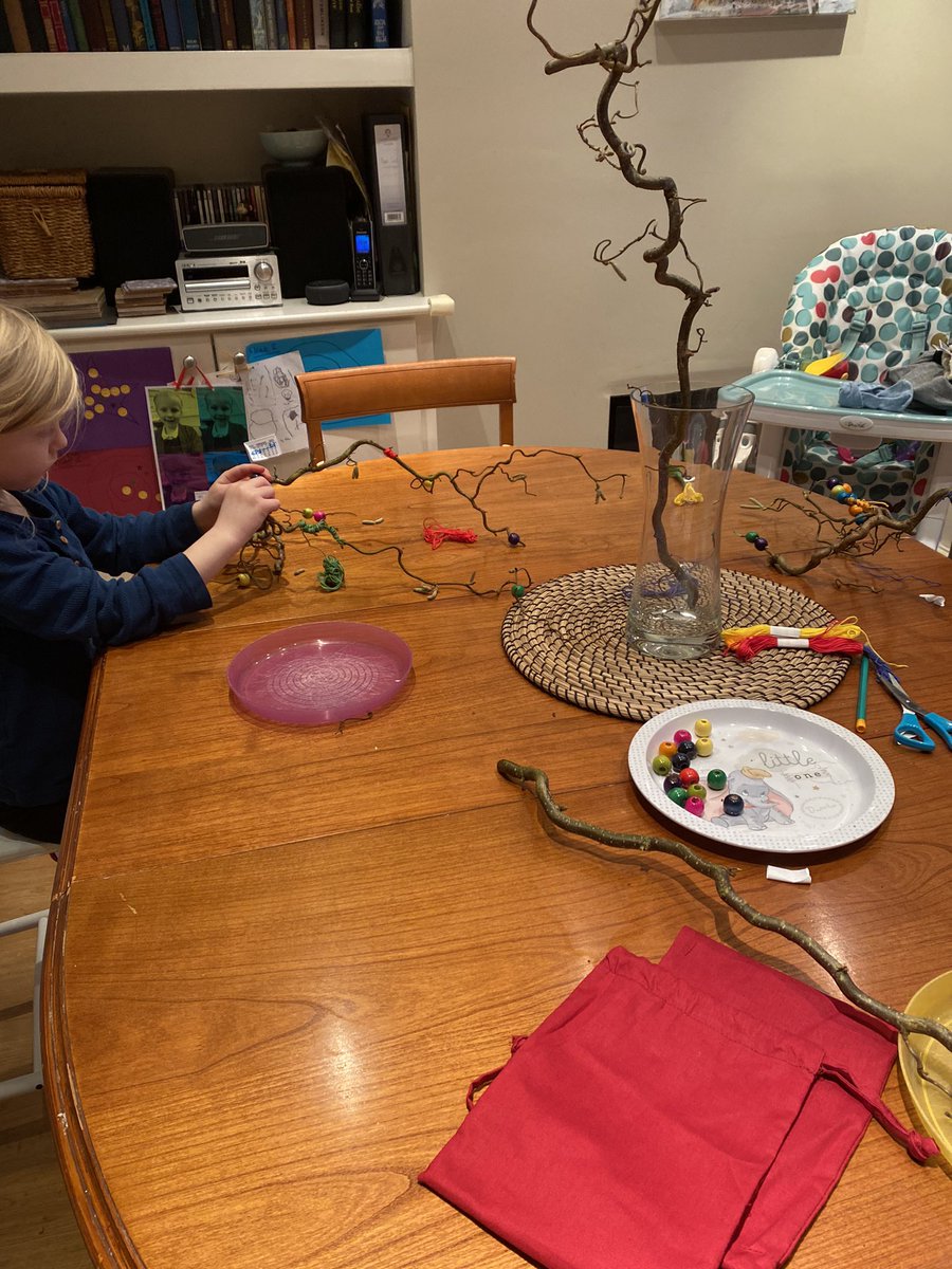 esmewood1's tweet photo. Thanks to @MudandBloom we had some fantastic Friday crafts today with my little ones #naturecraft #woodenbeads #colouredthread #twigsfromthegarden #homescoolfun @OutdoorOt https://t.co/flrEc9vQeD
