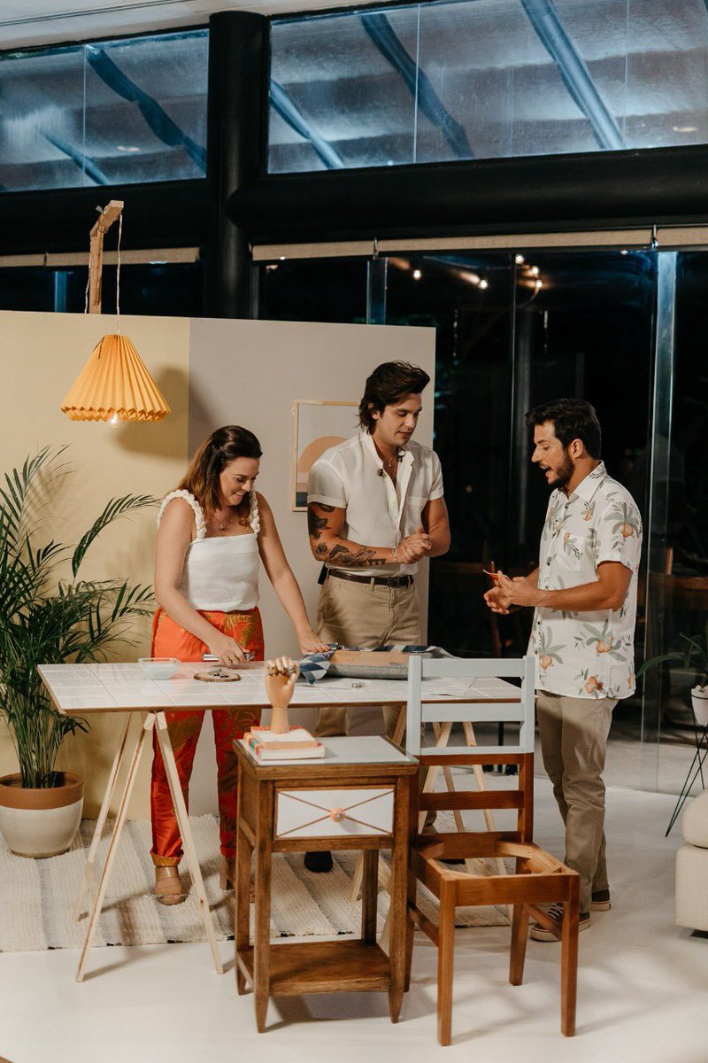 E daqui a pouco, a partir das 20h, mais um episódio da Casa de Verão Shoptime. Com muita música boas,decoração e descontos exclusivos pra vocês. Corre pra se inscrever no youtube.com.br/canalshoptime e não perder nada. <a href="/canalshoptime/">Shoptime 🏠</a> #LiquidaShoptime #publi