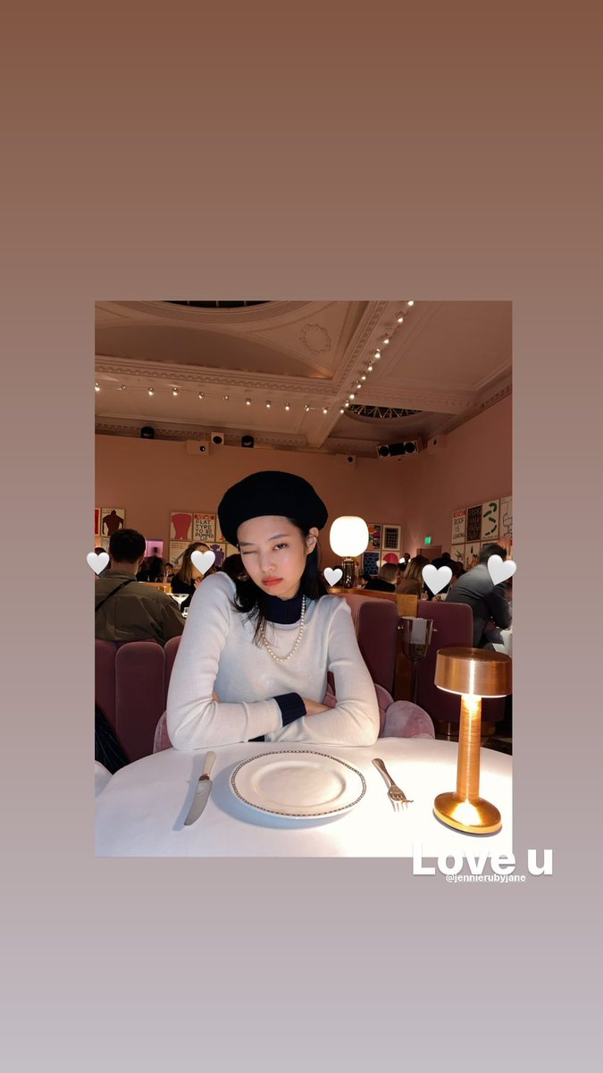 NJARCHIVED's tweet photo. [INSTAGRAM] 210116 hichaheebye updated with Jennie (3)

#PricelessJennieDay
#BonJennieversaire
#빛이나는_제니의_모든날이_찬란하길 https://t.co/pUvpd7QKPr