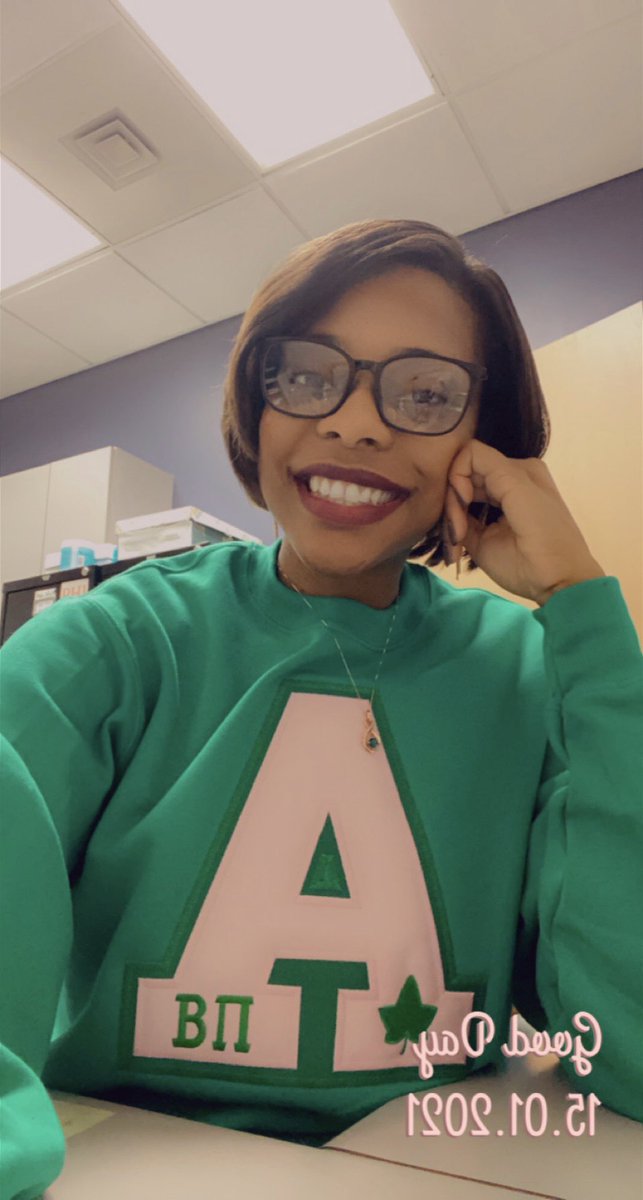 RealRis16's tweet image. It’s our Founders’ Day 💚💗💚💗.... #AKA1908 #BetaPi #J15