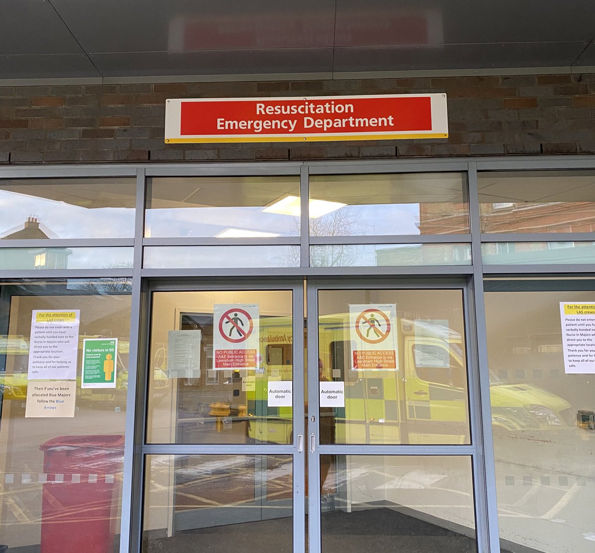 Peter J Hollely-Robins OStJ BEM (@peterhollely) on Twitter photo Heading in for my last clinical shift at UHL ED <a href="/LG_NHS/">Lewisham and Greenwich NHS Trust</a>. I will really miss the team here who do a great job looking after the people of #Lewisham
Excited to be joining the team at <a href="/croydonhealth/">Croydon Health Services NHS Trust</a>
Across the #NHS everyone is working harder than ever! Proud to be #TeamNHS 💙 Heading in for my last clinical shift at UHL ED <a href="/LG_NHS/">Lewisham and Greenwich NHS Trust</a>. I will really miss the team here who do a great job looking after the people of #Lewisham
Excited to be joining the team at <a href="/croydonhealth/">Croydon Health Services NHS Trust</a>
Across the #NHS everyone is working harder than ever! Proud to be #TeamNHS 💙