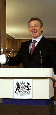 ThatTimWalker's tweet photo. No other prime minister has felt the need to wrap him/herself up in our flag in the way that Johnson has. A fake patriot. https://t.co/iYesKNsZ5P