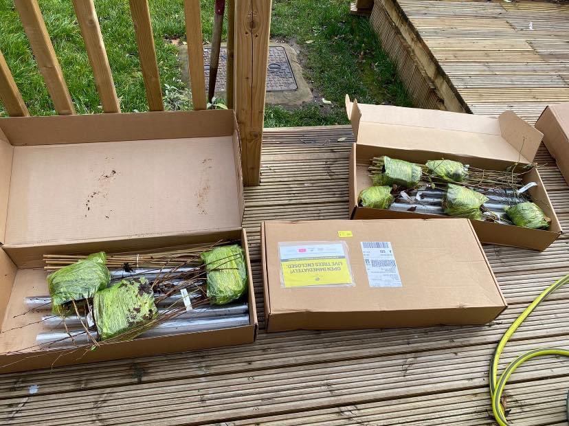 FOSROS1's tweet image. Remember the trees we had from @WoodlandTrust? Well today they have been planted! Unfortunately COVID changed our plans and the contractors for WDC planted them for us. Maybe when you are there, you can take a photo and sent it to us! @WoodlandTrust @Rooftop_Housing @Wychavon