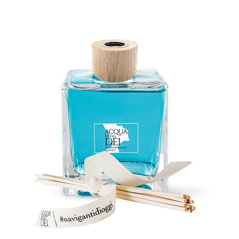 Acqua degli Dei: l'avventura imprenditoriale di due giovani calabresi ispirata del profumo del gelsomino di Capo Vaticano <a href="/THATISITALIA/">That's Italia - Raccontiamo l’Italia più bella</a> <a href="/ENIT_italia/">ENIT S.p.A. 🇮🇹</a> 
visitcalabria.it/2021/01/acqua-…