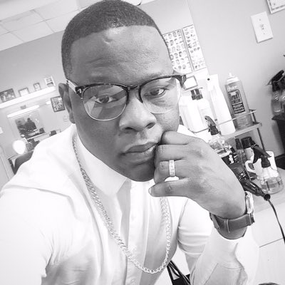 theexecroom's tweet photo. #NewProfilePic https://t.co/ZvNI7fgrr0