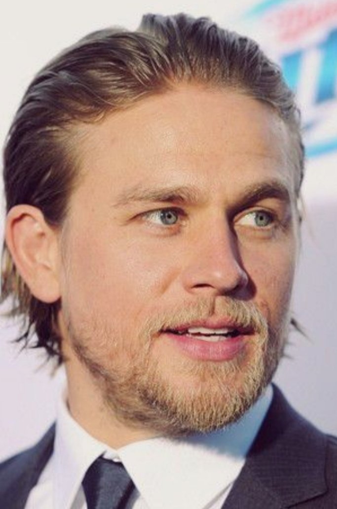 altamuz's tweet photo. #FelizFinDeSemana @Guapazos #Seguidores y para todxs😙 🙋‍♀️
#Charliehunnam 😍😍🏍 siempre excelente❣
#Protegete 😷😷😷 https://t.co/AUKjdaK1r6
