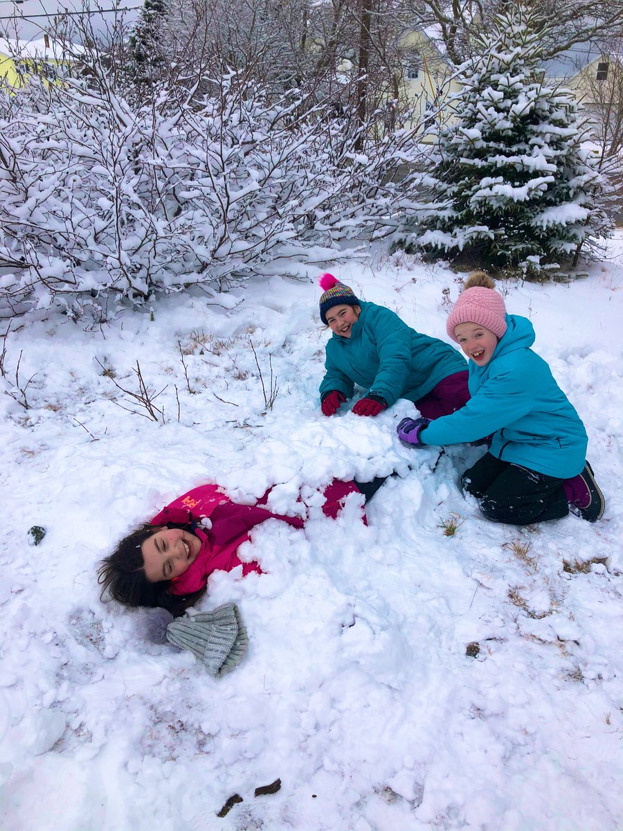 How lucky we are to have these wide open spaces ☃️@SFOAschool #getthekidsoutside