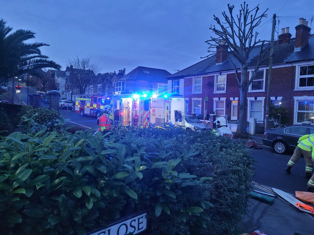 Cowes Fire Station (@cowes72) on Twitter photo Turnout 15-01-2021 1620 (8)
H72P1 was mobilised with colleagues from @BlueWatch_IWFRS to an RTC almost outside of the station doors.
1 casualty removed from the vehicle via a roof removal and handed to the care of <a href="/OFFICIALIOWAS/">Isle of Wight Ambulance Service</a>.
#firefighter #oncall #cowes Turnout 15-01-2021 1620 (8)
H72P1 was mobilised with colleagues from @BlueWatch_IWFRS to an RTC almost outside of the station doors.
1 casualty removed from the vehicle via a roof removal and handed to the care of <a href="/OFFICIALIOWAS/">Isle of Wight Ambulance Service</a>.
#firefighter #oncall #cowes