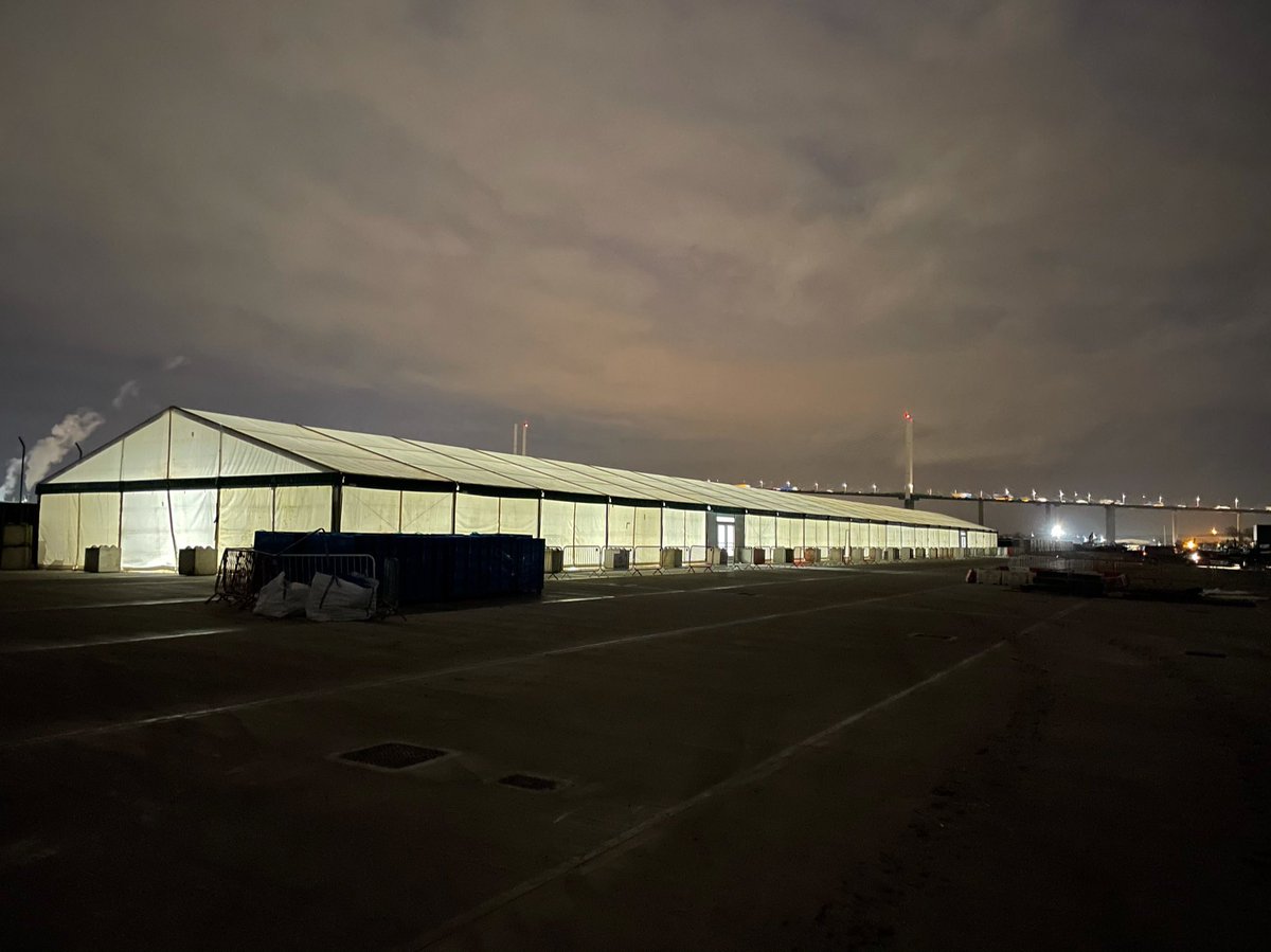 Our new glow in the dark covers!! 

More photos to follow next week once the marquee is extended to 150m x 15m. 

#marqueehire #temporarystorage #largemarquee #dartfordbridge #industrialstorage