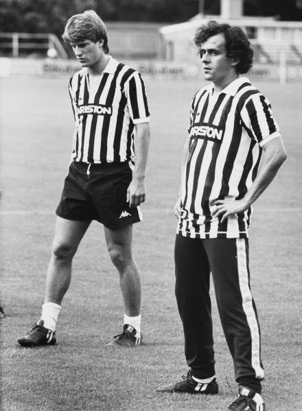 Suite à son prêt qui ne sauvera pas les Lazialis de la relégation, ainsi qu'au départ de l'attaquant polonais Zbigniew Boniek libérant une place d'extra-communautaire, il aura sa chance sous le maillot de la Vieille Dame, aux côtés notamment de Michel Platini.