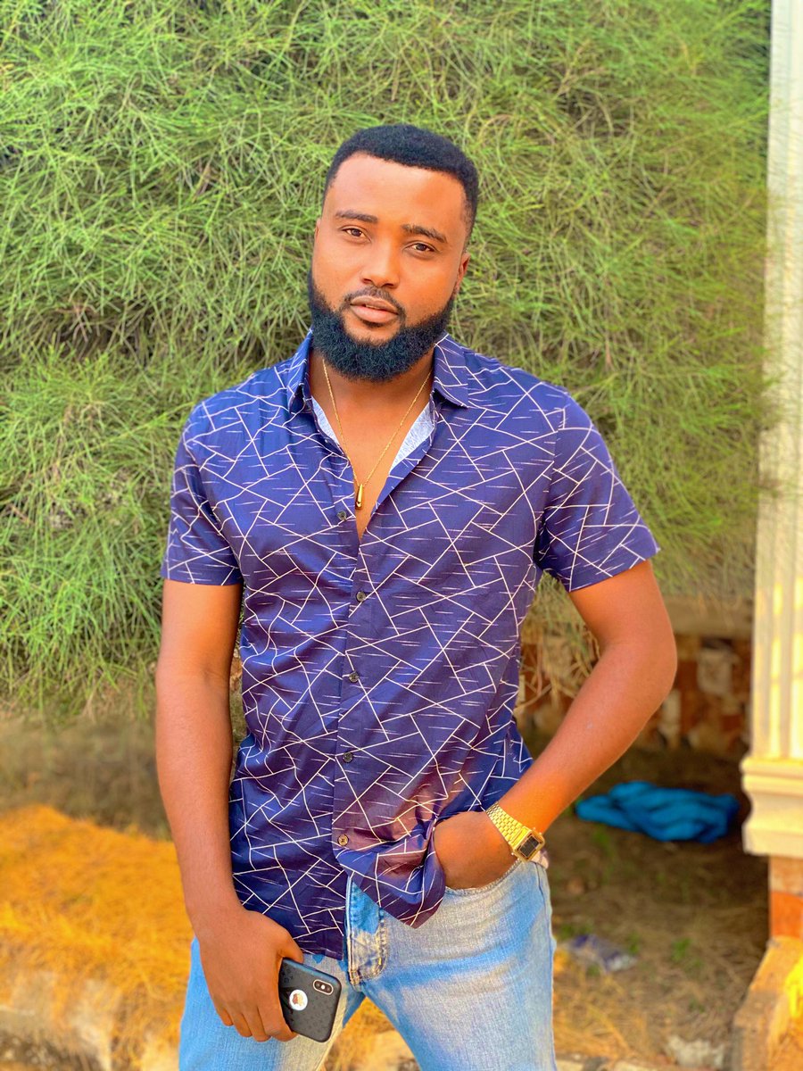 iamBigChops's tweet photo. Ignore this and be broke forever 🙄 https://t.co/kwnnVgHS7i