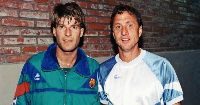 En 1989, Laudrup atterrit en Catalogne, plus précisément au FC Barcelone. Cette fois ci, Johan Cruyff a l'intention d'exploiter au maximum l’énorme potentiel de notre droitier, en l'associant entres autres avec le buteur bulgare Hristo Stoichkov.