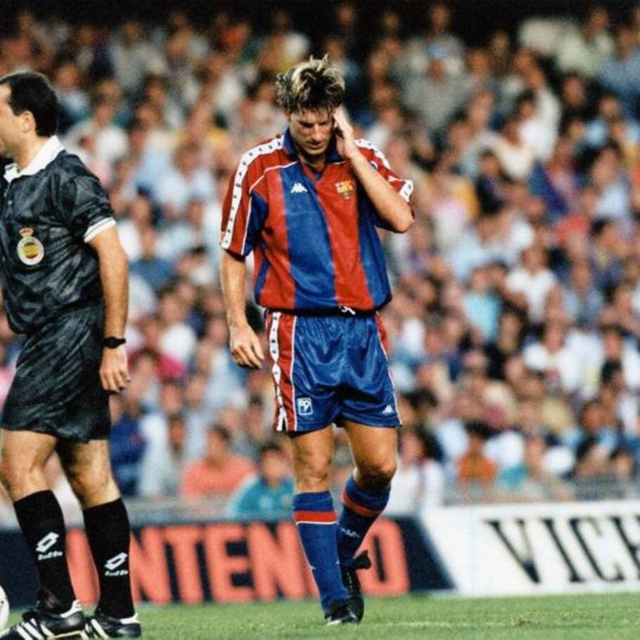 Pièce maîtresse de la «Dream Team» du Barça, Laudrup se sublimera sous les ordres du Hollandais volant, et sera élu 2 fois MVP de la Liga. Mais il n'aura jamais véritablement exposer à 100% ses capacités, et l'arrivée de Romario en 93 n'arrangera pas les choses pour notre danois