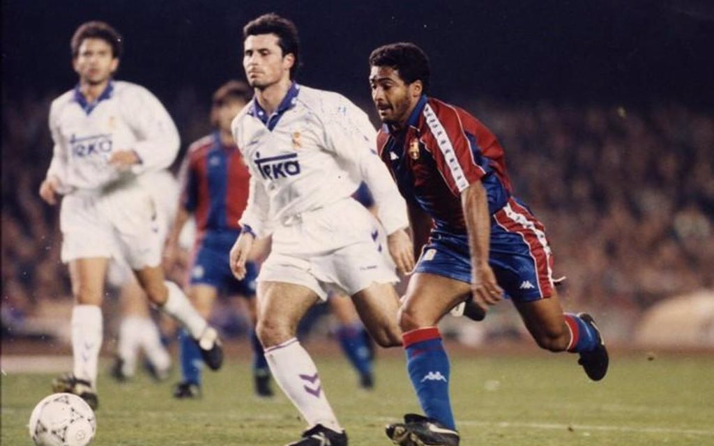 Pièce maîtresse de la «Dream Team» du Barça, Laudrup se sublimera sous les ordres du Hollandais volant, et sera élu 2 fois MVP de la Liga. Mais il n'aura jamais véritablement exposer à 100% ses capacités, et l'arrivée de Romario en 93 n'arrangera pas les choses pour notre danois