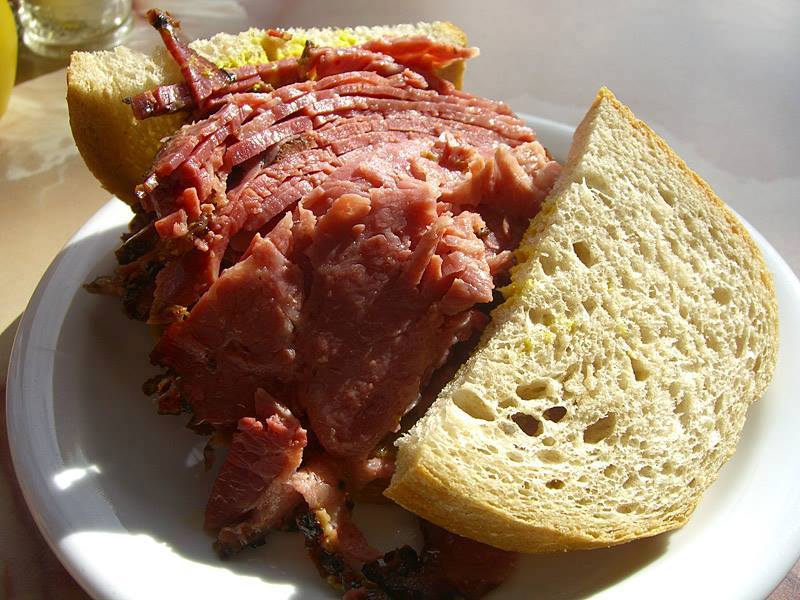 Lester's Deli tweet media