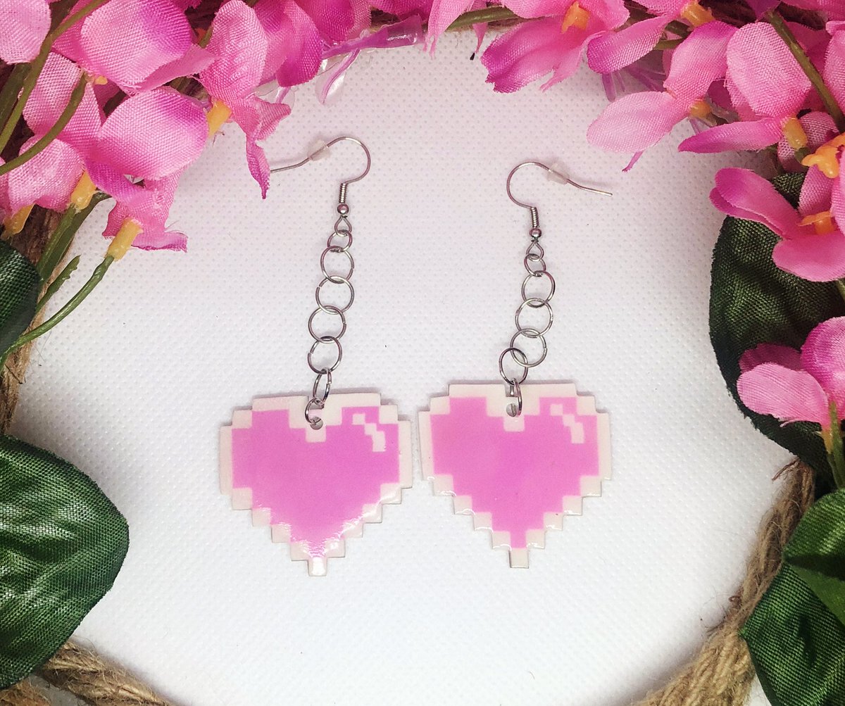 faeriecomfy's tweet photo. Updated product photos! Here’s my babies!! I finally made it to 30 sales 💕 looking to hit 40

#smallbusinesschallenge

https://t.co/P2NDr55EDc https://t.co/H0DCCtEheS