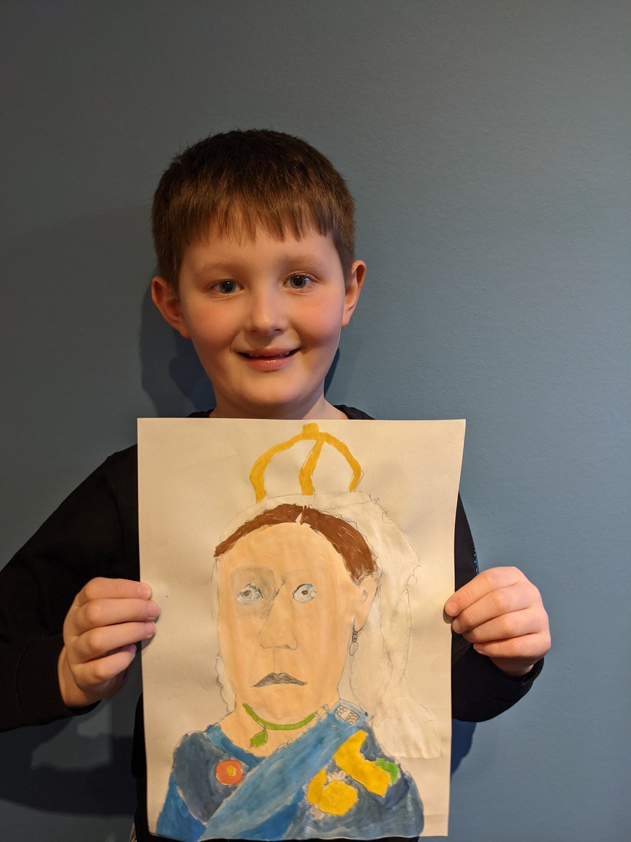 Pratts_r_us's tweet photo. @CoxhoePrimary A &amp; F have enjoyed doing some work for the whole school history project this afternoon! Queen Victoria portraits and fact-files have provided some screen-free time! https://t.co/s1Si7HhCDG